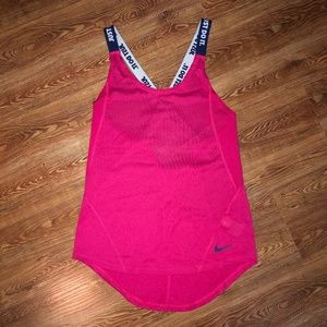 *Nike Workout Top